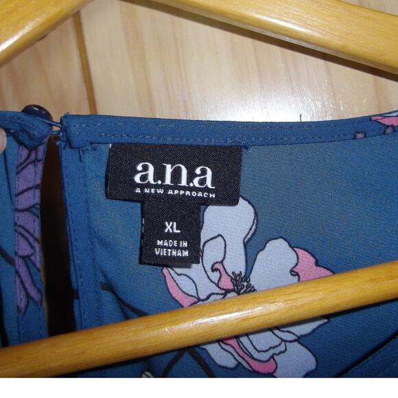 a.n.a A New Approach Floral Round Neck Long Sleeve Blouse XL - Picture 3 of 4